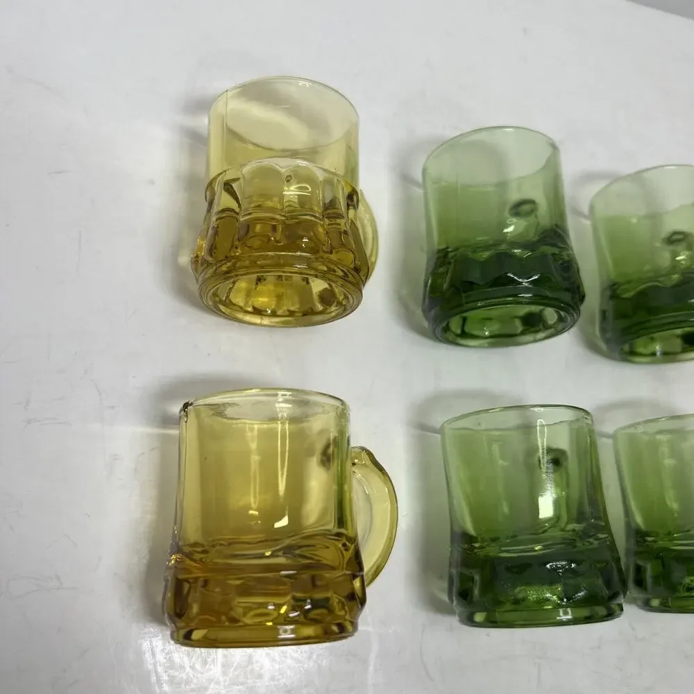 Federal Glass Mini Beer Mug Shotglasses Fluted Bottoms 4 Amber, 4 Green- Set 8